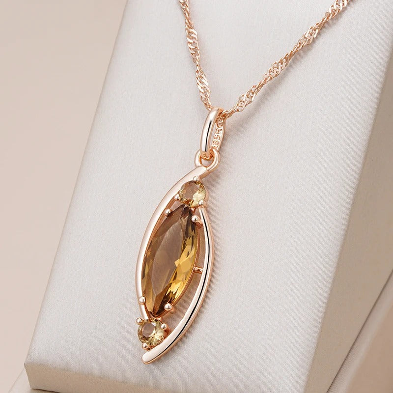 Colier din argint placat cu aur roz 18K si cuart